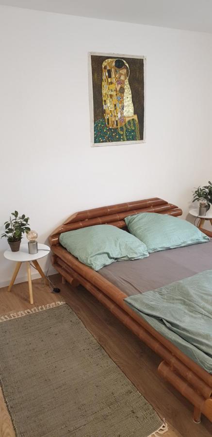 Frisch Renoviert Mit Dachterrasse - Geniesse Ruhe Und Grun Nahe Neustadt Aisch Neustadt an der Aisch Eksteriør billede